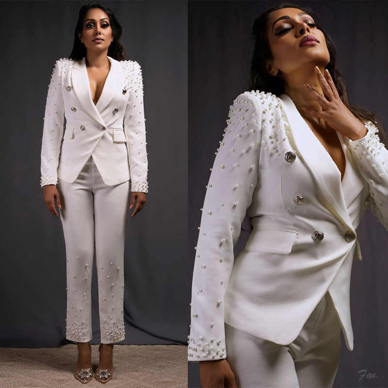 Unique Women'S Formal Wear - Setelan Wanita Desain Unik Berhias Rhinestone